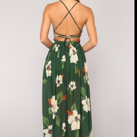 Fashion Nova Dresses & Skirts - Fashion Nova Summer Maxi Dress 💚